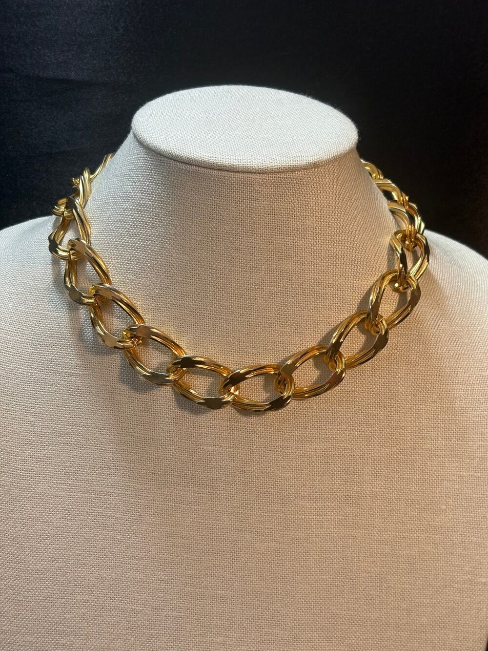 Vintage Gold Tone Oversized Oval Link Chain Necklace 1980s Statement 16"